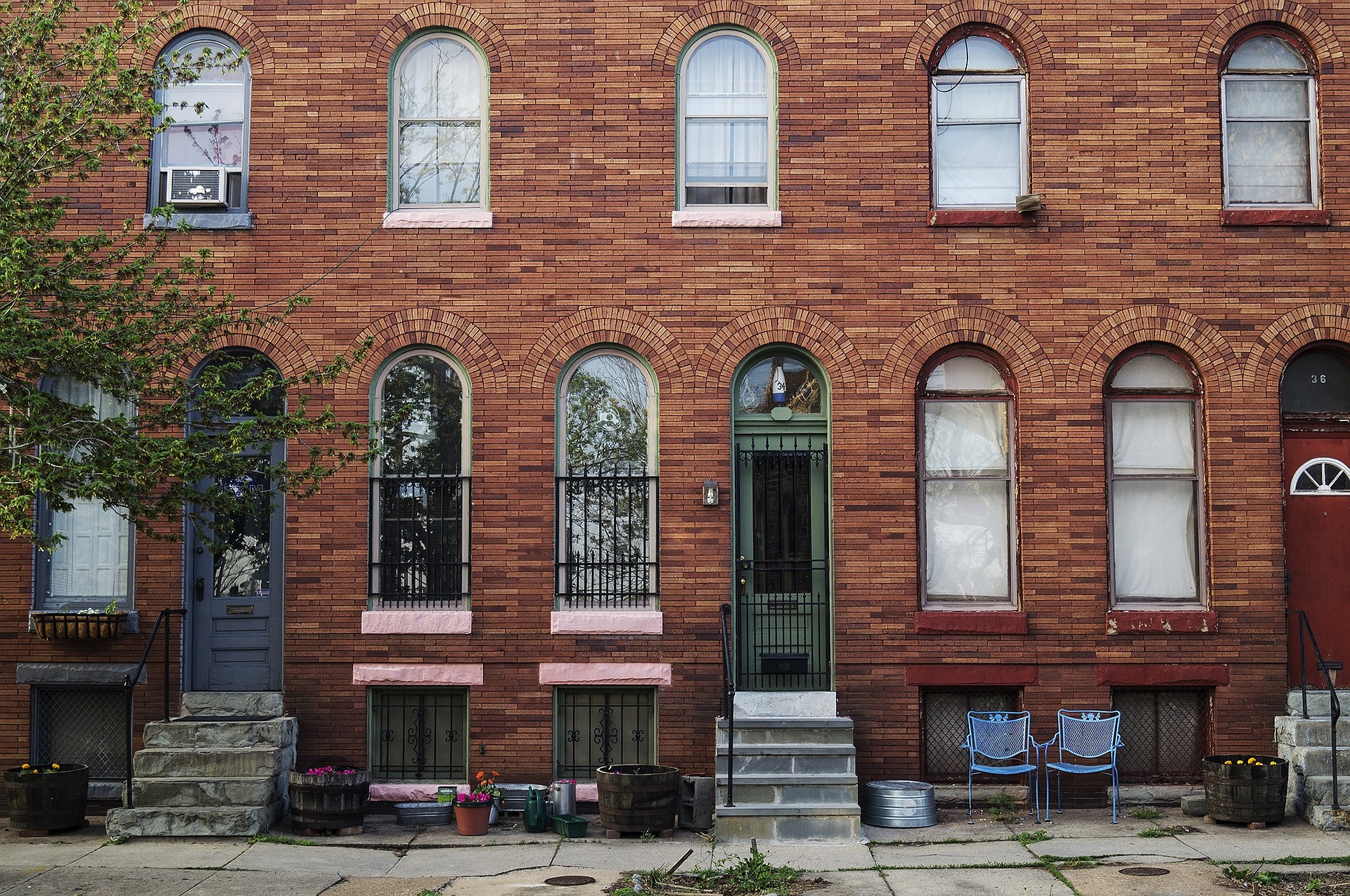 rowhouse-224442_1920